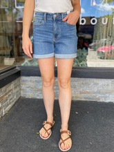 Henry Mid-Rise Slim Cuffed Shorts | JUDY BLUE